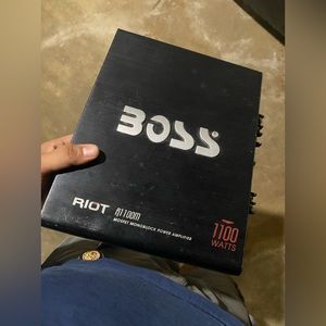 3 pre owned amplifiers